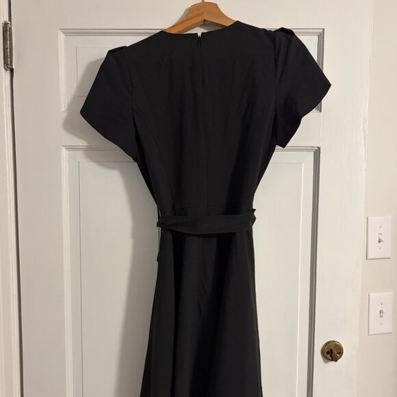 NWT Calvin Klein Black Athletic Stretch Black Dress Size 4 - Picture 2 of 3